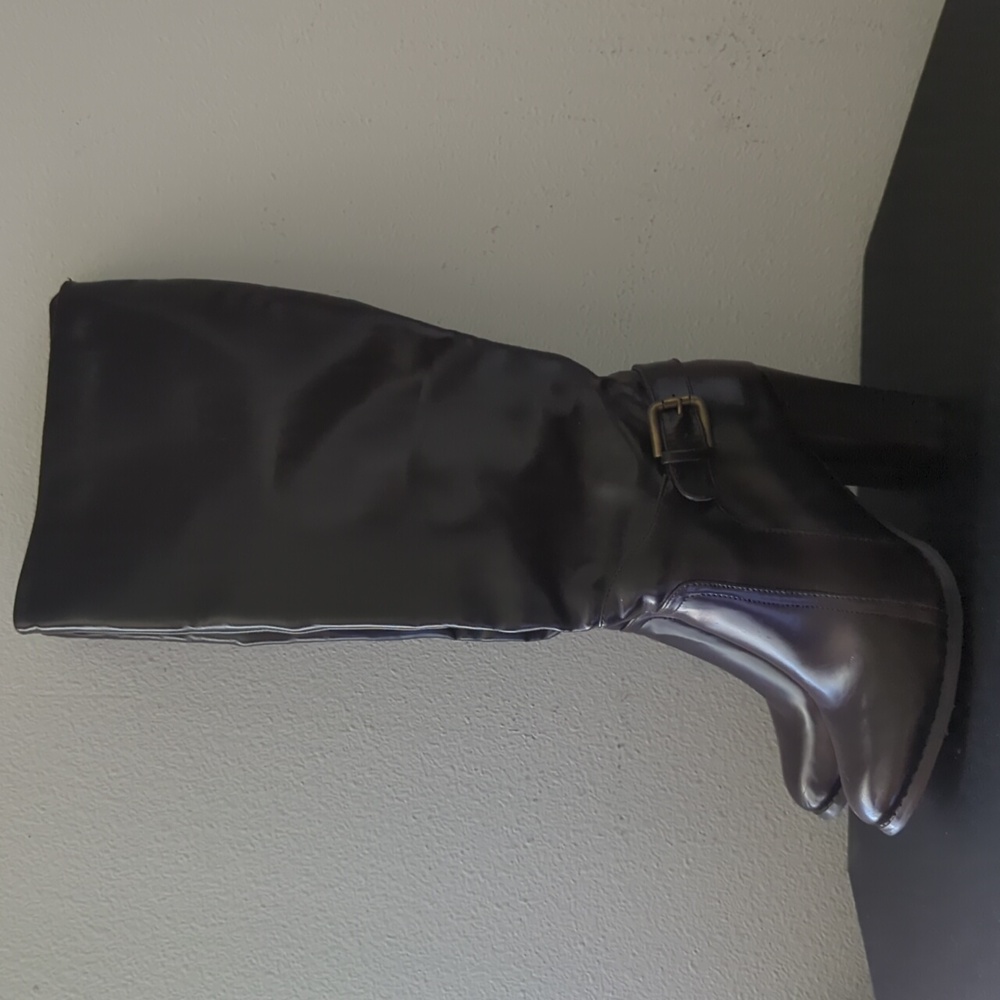 4"heeled tall boots.